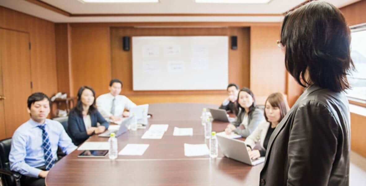 thumbnail executive roundtable